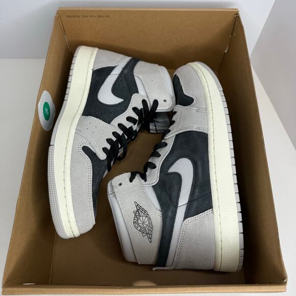 Air Jordan Zoom Comfort 2 Black Iron Grey Size 11 Women / Size 9.5 Men - Picture 7 of 8